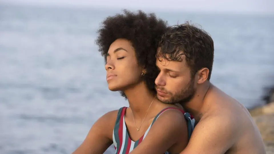 Netflix annuncia Summertime, una serie originale prodotta da Cattleya e tratta dal romanzo di Federico Moccia "Tre metri sopra il cielo"
