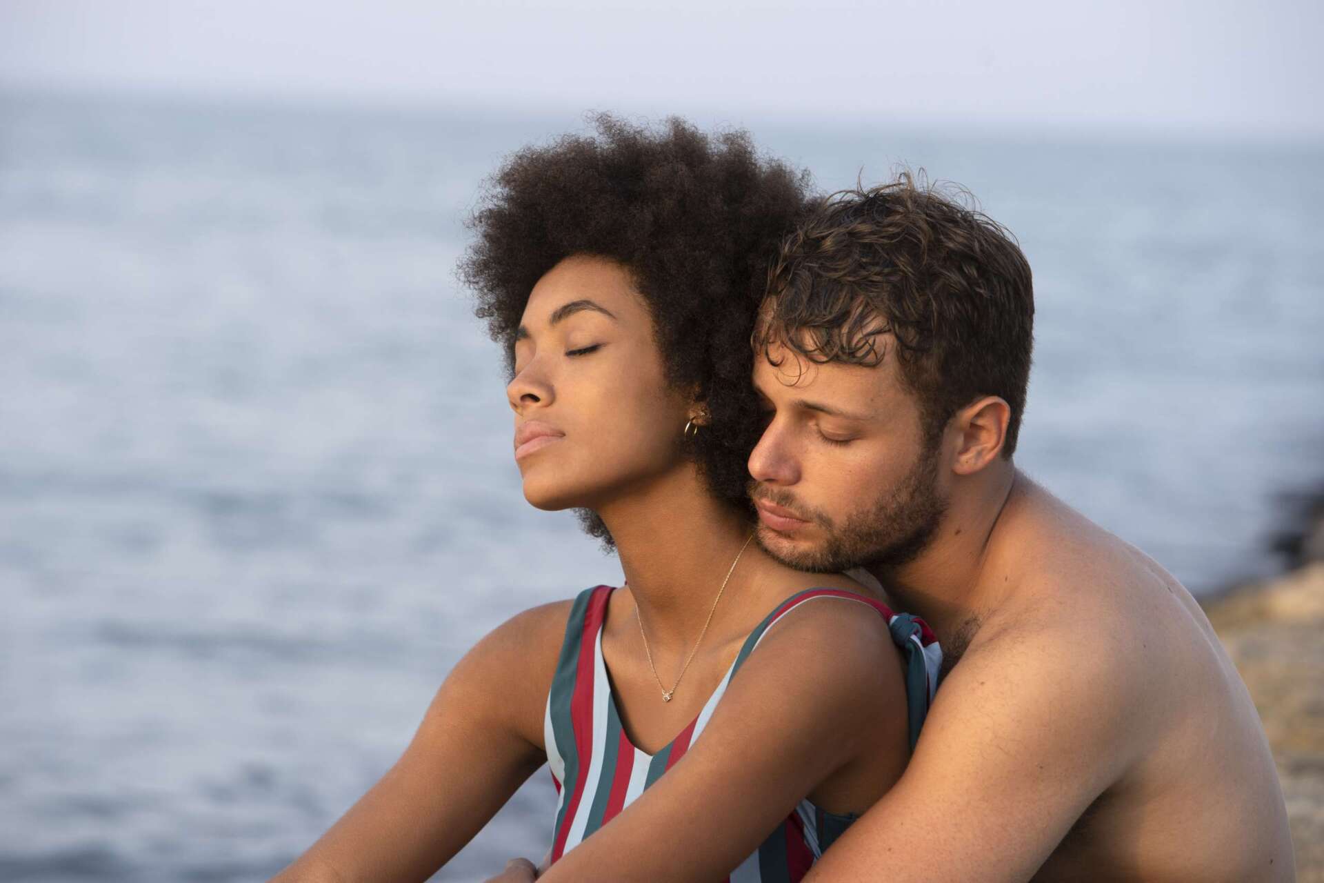 Netflix annuncia Summertime, una serie originale prodotta da Cattleya e tratta dal romanzo di Federico Moccia "Tre metri sopra il cielo"