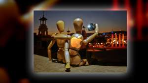 Apple brevetta un software per scattare selfie mantenendo la distanza sociale