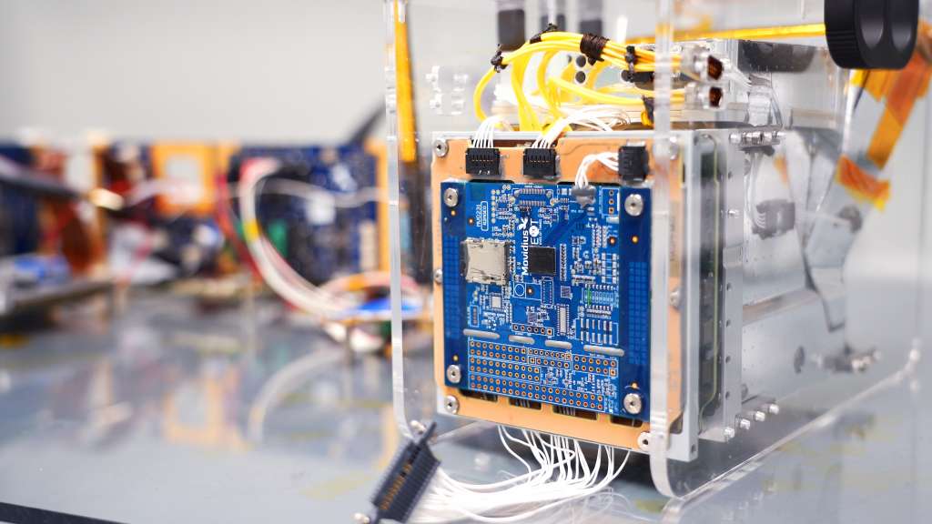 Satelliti con intelligenza artificiale. Partnership ESA e INTEL