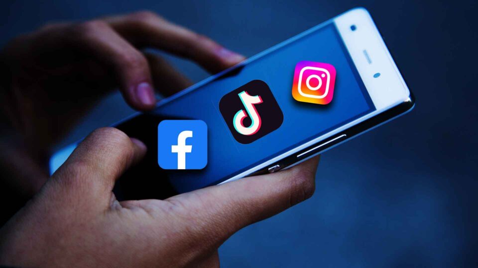 Facebook Instagram imitano TikTok