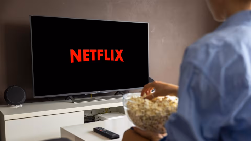 Netflix: addio agli abbonamenti condivisi. Cosa cambierà con le nuove regole