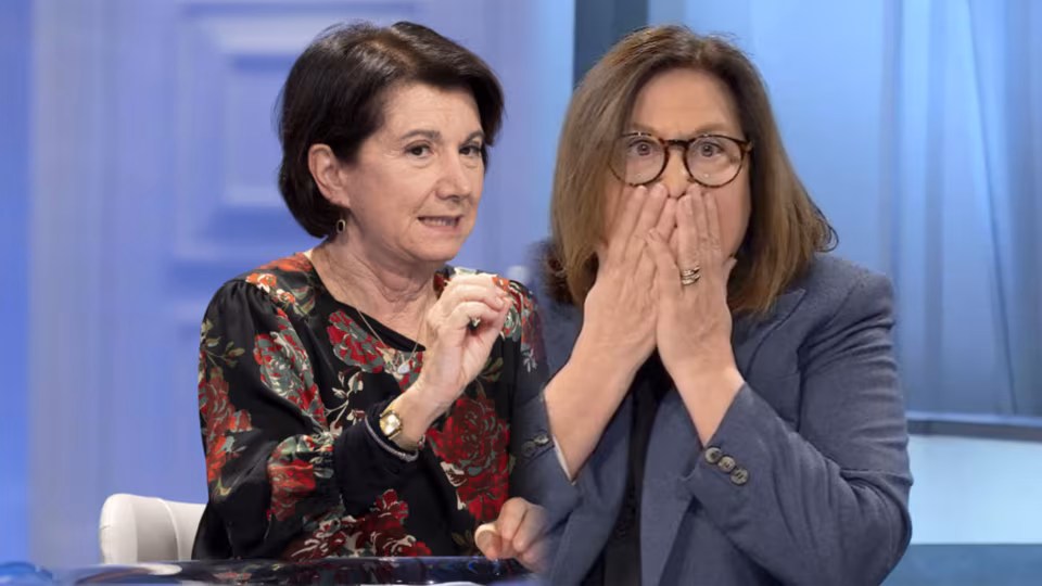 Scontro in diretta tv fra Lucia Annunziata ed Eugenia Roccella sul tema della maternità surrogata