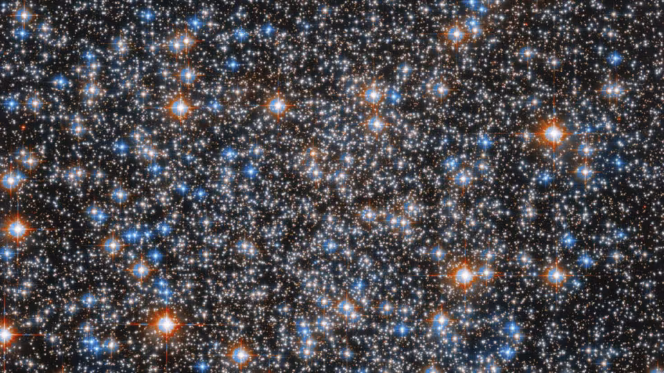Il telescopio spaziale hubble cattura un'immagine mozzafiato dell'ammasso messier 55