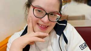 La storia di Giada, giovane campionessa paralimpica, vittima di cyberbullismo su TikTok