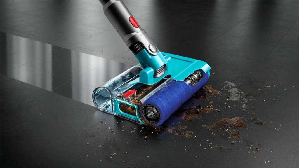 Nuovo Dyson V15s Detect Submarine:: non solo aspira la polvere ma lava anche i pavimenti